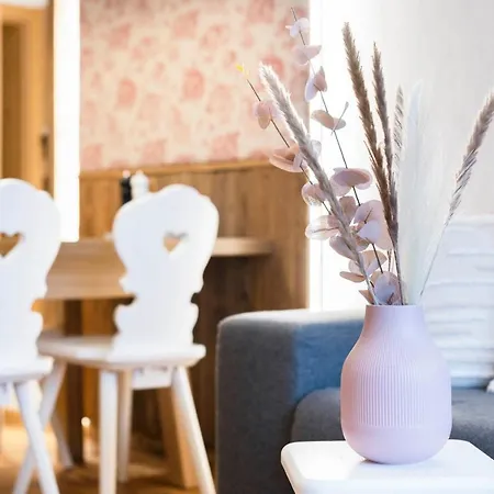 Sepp & Hannis Im Dorf Lägenhetshotell Neustift im Stubaital