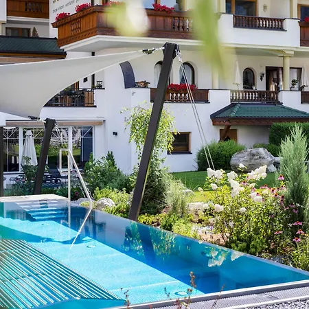 Lägenhetshotell Sepp & Hannis Im Dorf Neustift im Stubaital