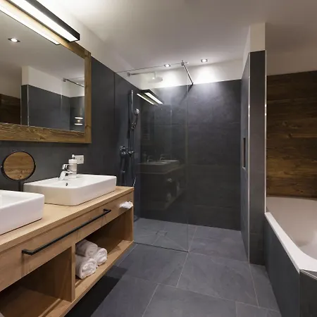 Sepp & Hannis Im Dorf Lägenhetshotell Neustift im Stubaital