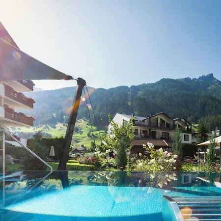 Sepp & Hannis Im Dorf 4*