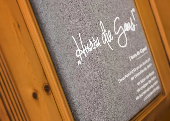 Sepp & Hannis Im Dorf