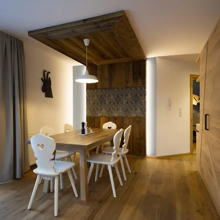 Ξενοδοχείο με διαμερίσματα Sepp & Hannis Im Dorf