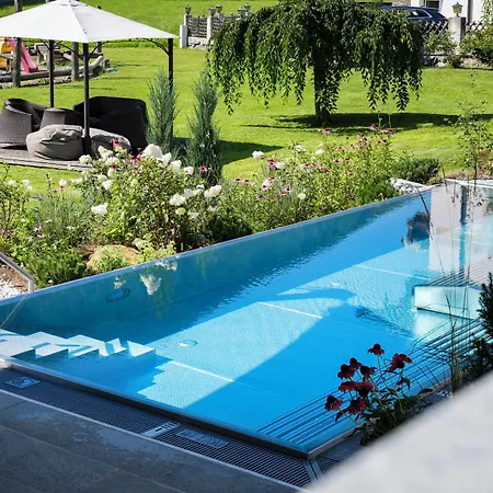 Ξενοδοχείο με διαμερίσματα Sepp & Hannis Im Dorf